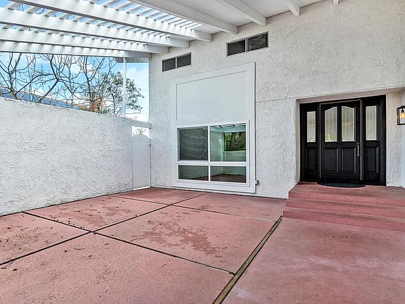 4th image of 2336 Hillsbury Rd