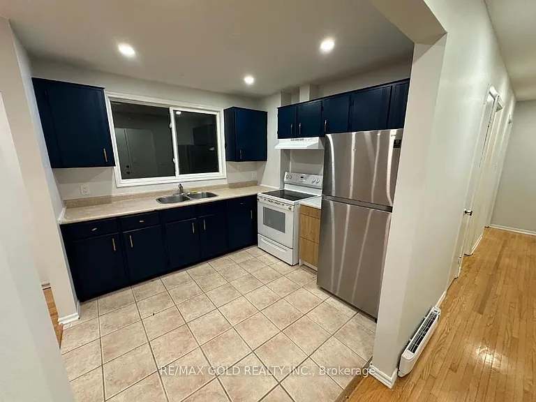 515 Stone St #2 — Photo 15