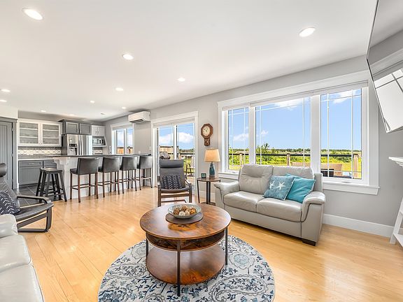3rd image of 15 Estates Way