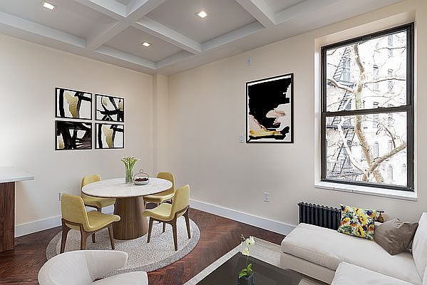 1st image of 941 Washington Ave #724
