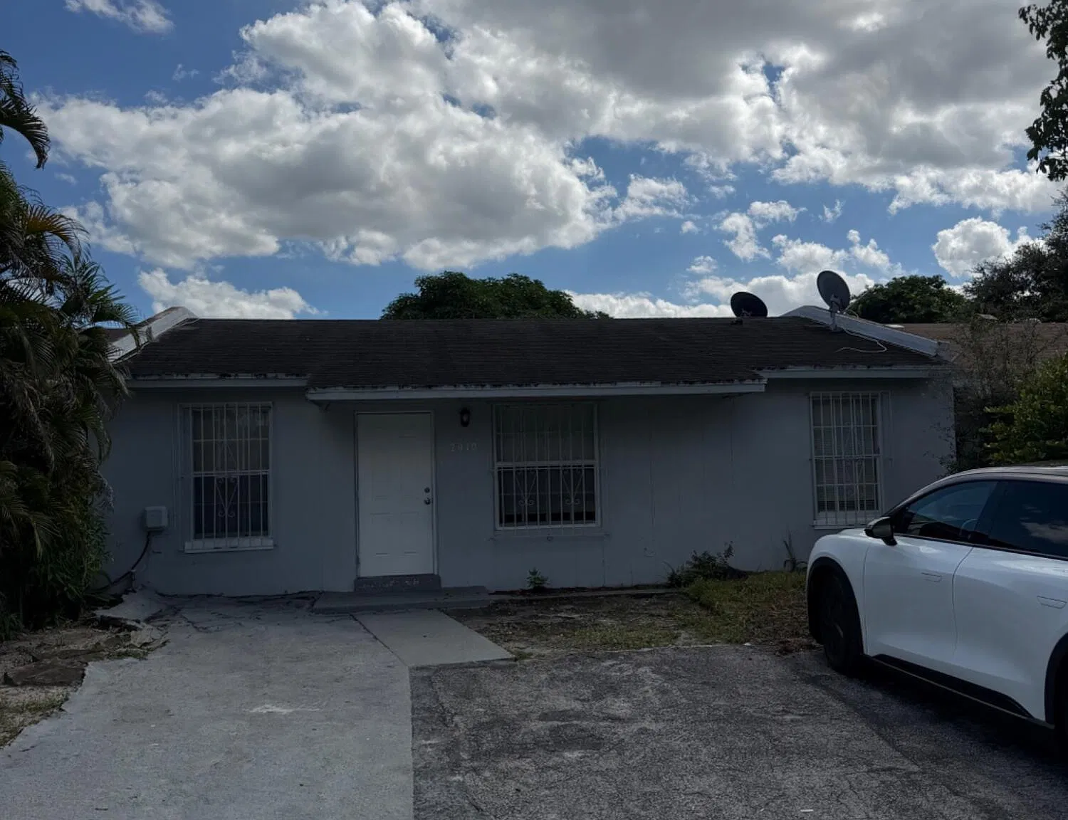 3 bed, 2.0 bath, 1019 sqft, $2,650 — Photo 2