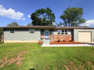 1233 Radmoor Dr, Chattanooga, TN 37421