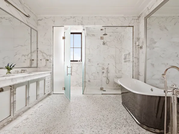 212 West 18th Street image 11 of 16