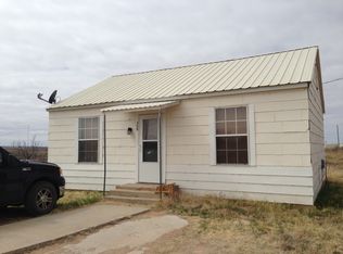 607 Fox Dr, Logan, NM 88426