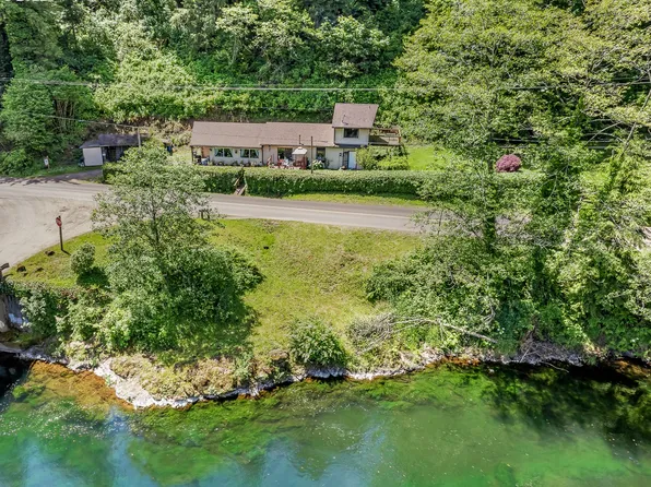 8720 Kilchis River Rd, Tillamook, OR 97141