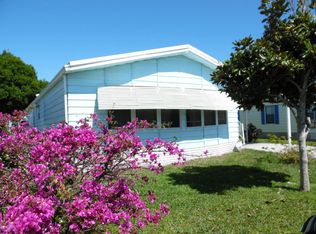 810 Oleander Cir, Barefoot Bay, FL 32976