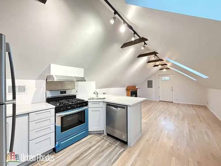 1401 N Bosworth Ave #4AC — Photo 5
