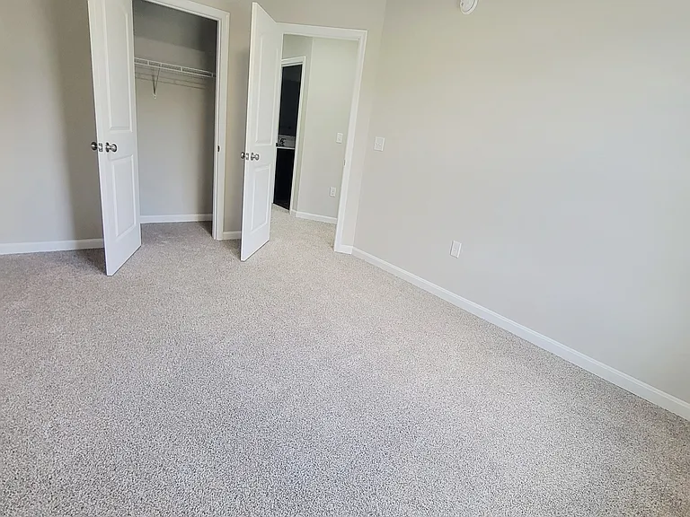 234 Rojan Rd — Photo 16