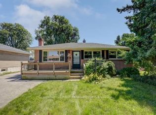 1805 Whitehall Dr, London, ON N5W 1Z2