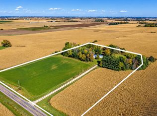 10097 72nd St SW, Ellendale, MN 56026