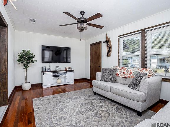 5th image of 105 Landry Lasseigne St