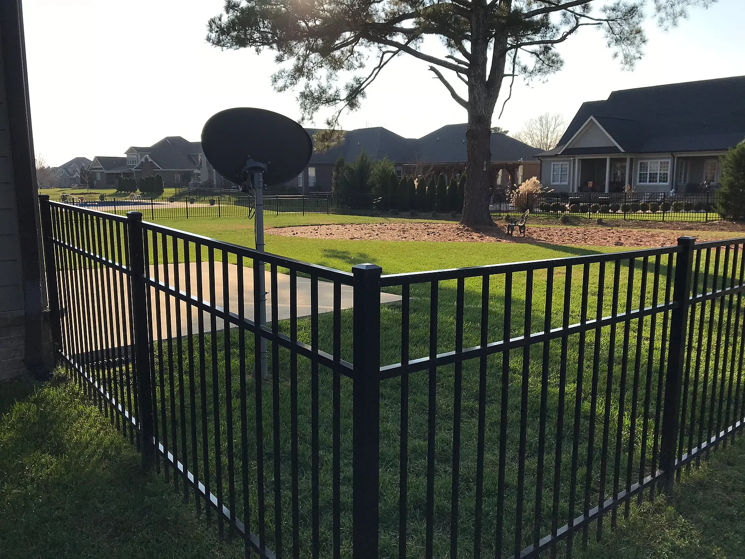 4 bed, 2648 sqft, $3,200 — Photo 3