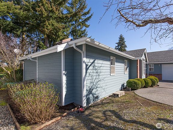5th image of 170 Hurricane Ridge Drive
