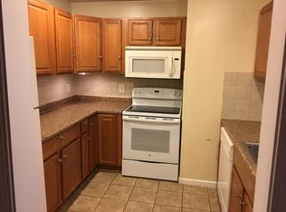 7232 Beverly Park Dr, Springfield, VA 22150