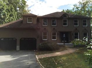 896 W Malaga Rd, Williamstown, NJ 08094