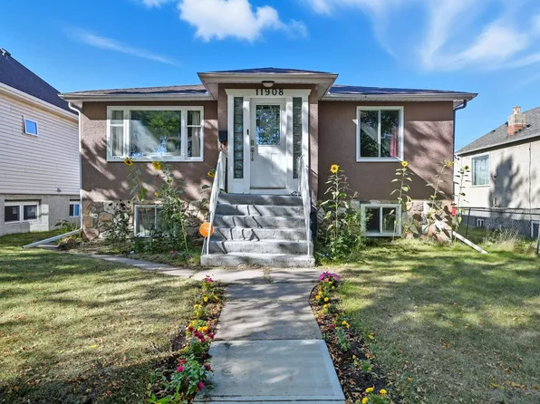 11908 71st St NW, Edmonton, AB T5B 1W7