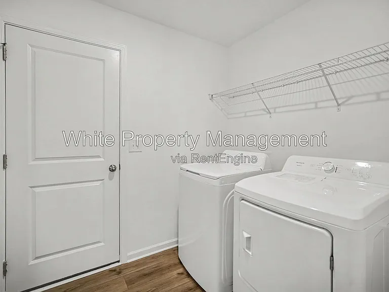 319 W 18th St — Photo 20