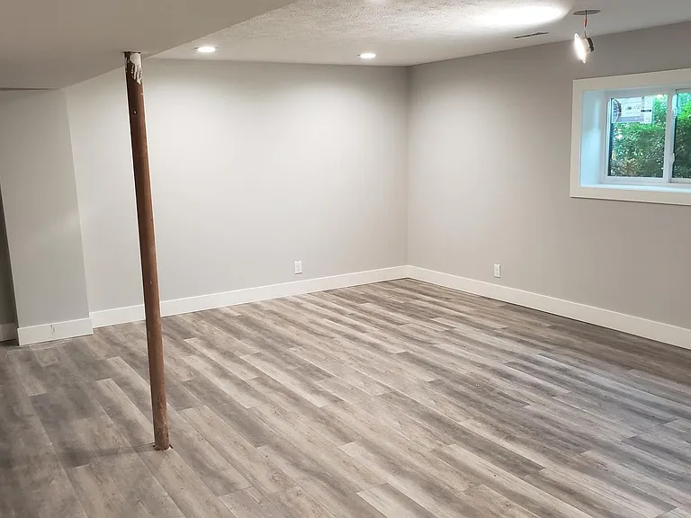 14465 Krug Cir — Photo 6