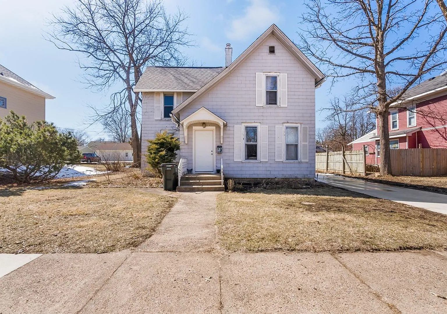 709 Iowa Street — Photo 1