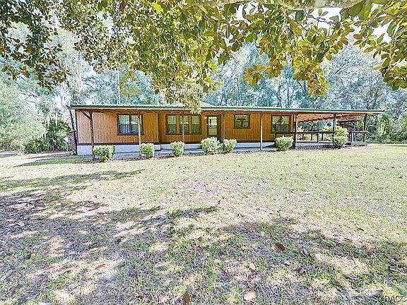 2nd image of 3790 E Camelot Pl
