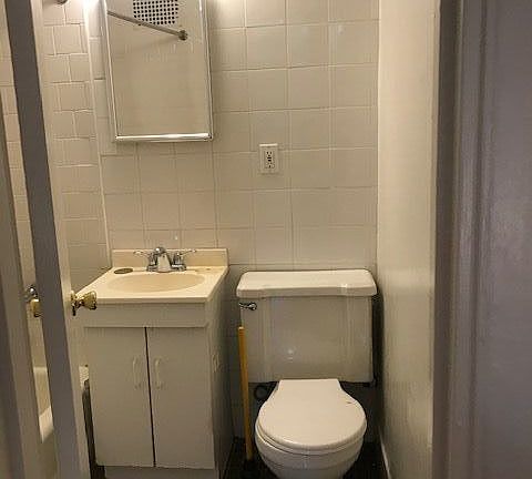5th image of 56 7th Ave APT 3