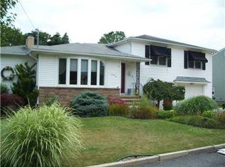 26 Atwells Ave, Johnston, RI 02919