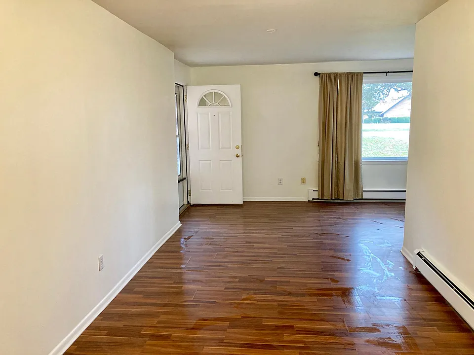 1184 W Livingston Rd #2