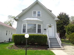 1834 S 6th Ave, Maywood, IL