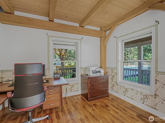 5th image of 528 Waynes Ridge Circle