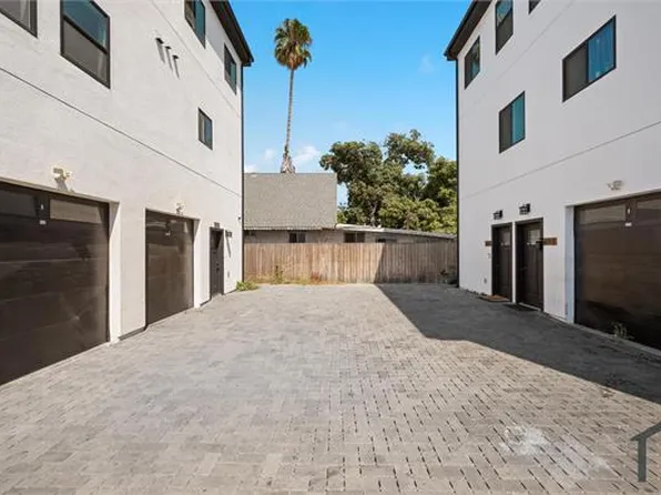 534 W Vernon Ave, Los Angeles, CA 90037