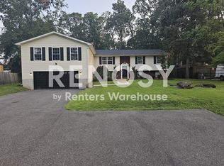 697 C St, Pasadena, MD 21122