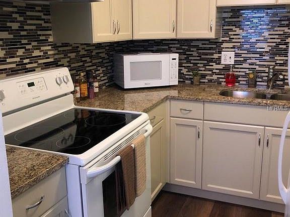 3rd image of 8101 11th St N APT 217