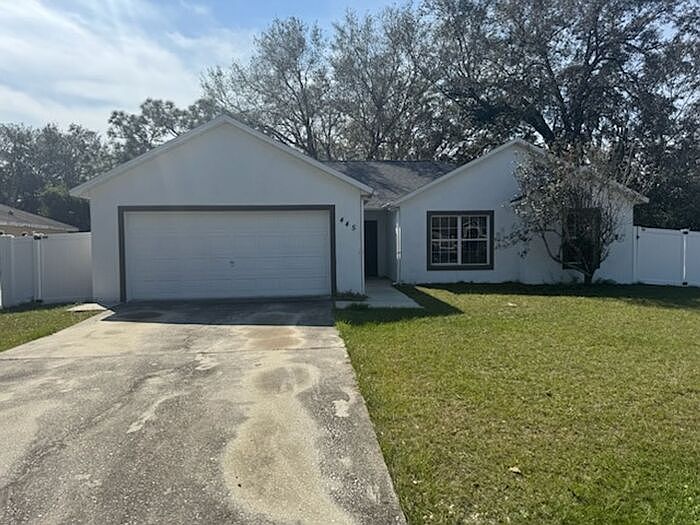 1st image of 445 Cardinal Ct