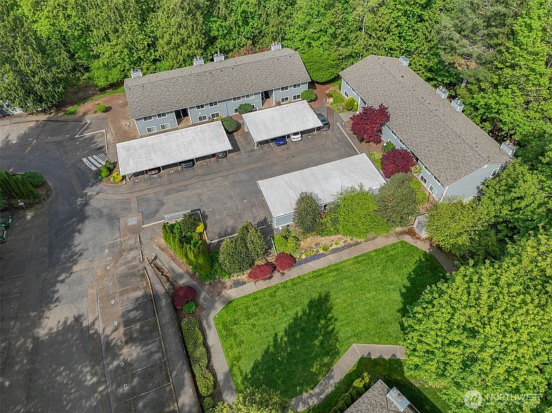 2nd image of 2949 SE Mile Hill #C-3