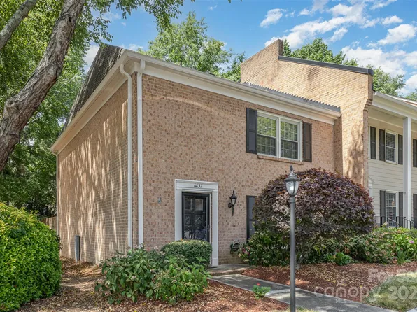 6837 Dumbarton Dr, Charlotte, NC 28210