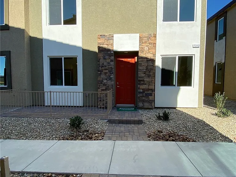 7312 Halo Falls St — Photo 1