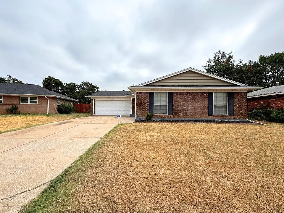 3128 Greenbrier Ter