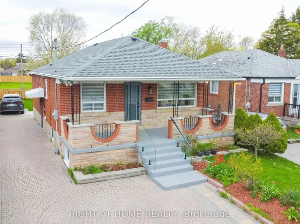 150 Tower Dr, Toronto, ON M1R 3P5