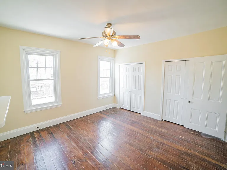 2427 E Allegheny Ave #2 — Photo 15