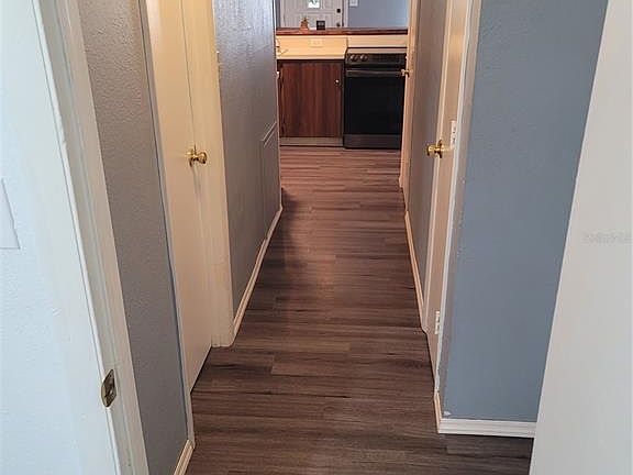 5th image of 10061 61st Way N