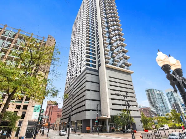 235 W Van Buren St #4013, Chicago, IL 60605