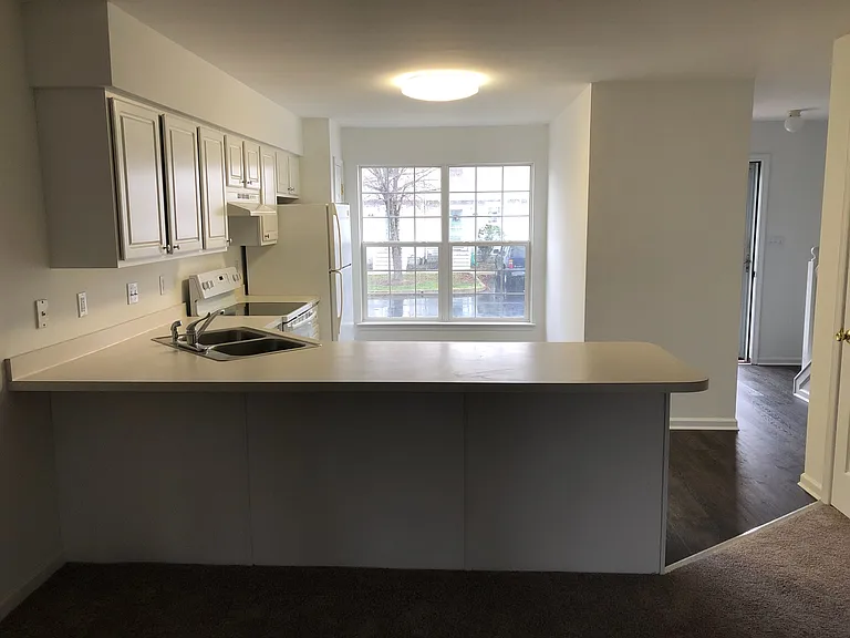 38424 Driftwood Ct — Photo 2