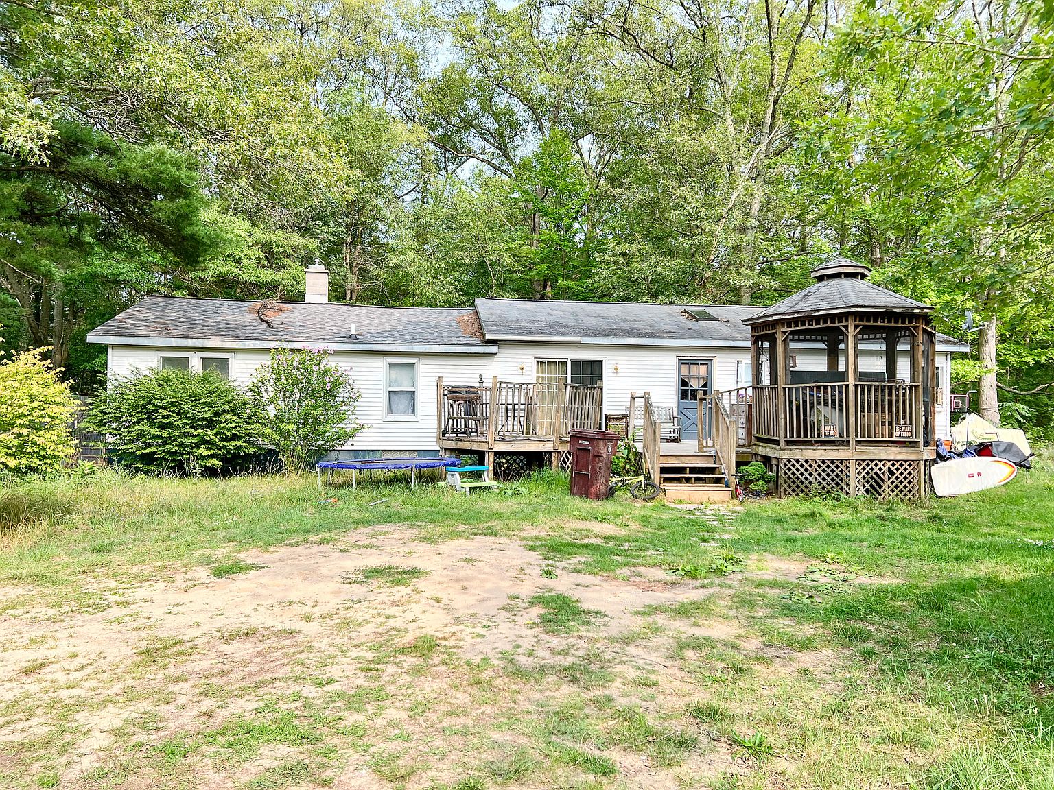 255 E River Rd, Muskegon, MI 49445 Zillow