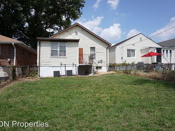 3rd image of 4360 Fairview Ave