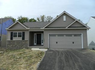 135 Waypoint Dr, Lancaster, PA 17603