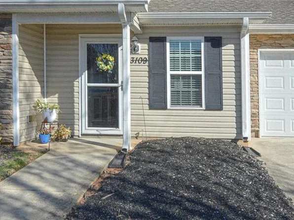 3109 Hyde Place Cir, Winston Salem, NC 27103