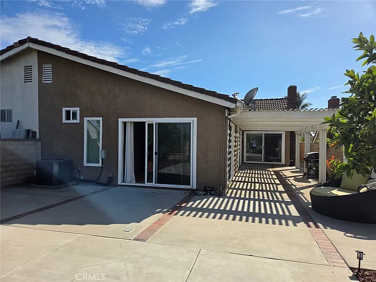 186 S Birchwood St — Photo 3