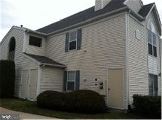 2104B Ferndale Ct, Mount Laurel, NJ 08054