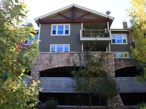 1325 S Hwy 89 APT 201, Jackson, WY 83001