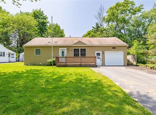 105 Pontiac St, Webster, NY 14580